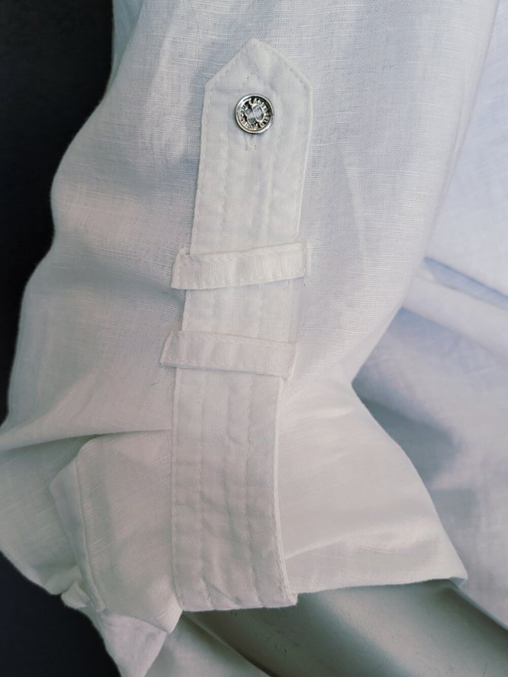 NWT~$90~KARL LAGERFELD~SZ M~WHITE ROLL TAB SLEEVE SHIRT TOP BLOUSE PARIS LOGO - Picture 6 of 16